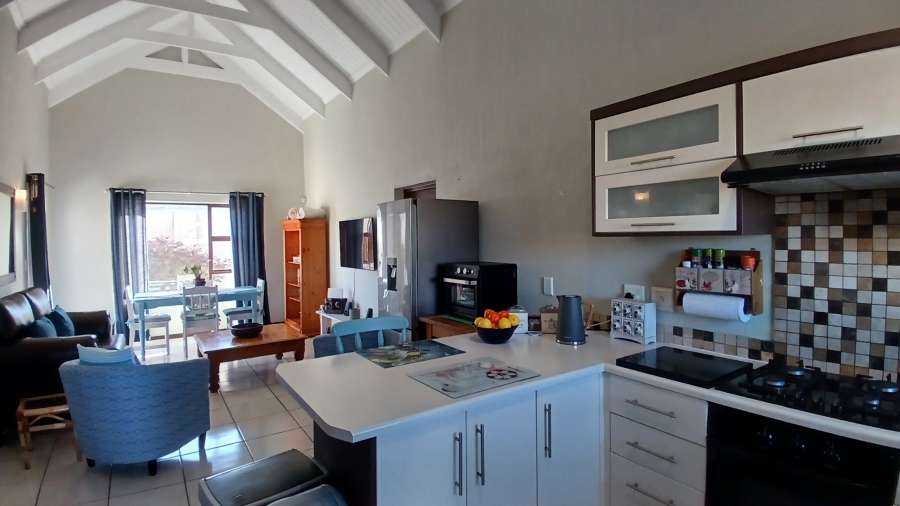 2 Bedroom Property for Sale in Sandbaai Western Cape